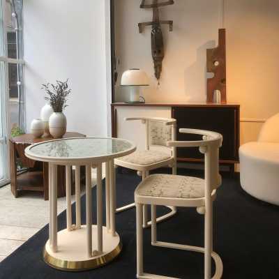 Josef Hoffmann, Fledermaus chairs and pedestal table. Wittmann edition.