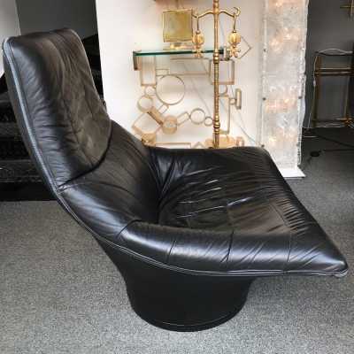pair of gerard van den berg montis leather armchairs 1970 1980