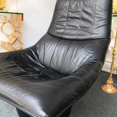 pair of gerard van den berg montis leather armchairs 1970 1980