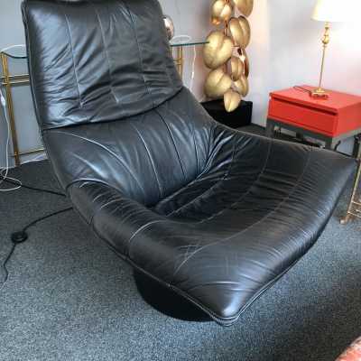 pair of gerard van den berg montis leather armchairs 1970 1980