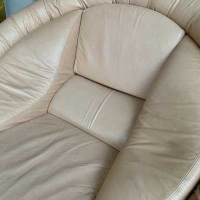 Saporiti leather armchairs italy 1970 space age