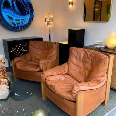 wood leather armchairs tobia scarpa maxalto italy 1970