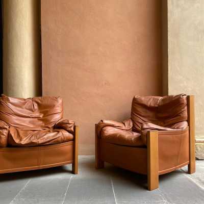 wood leather armchairs tobia scarpa maxalto italy 1970