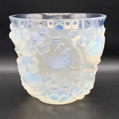 Avallon vase