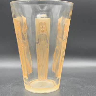 vase 6 Figures