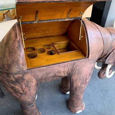 bar elephant leather dimitri omersa valenti spain 1970