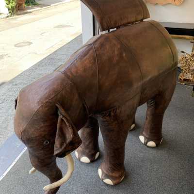 bar elephant leather dimitri omersa valenti spain 1970
