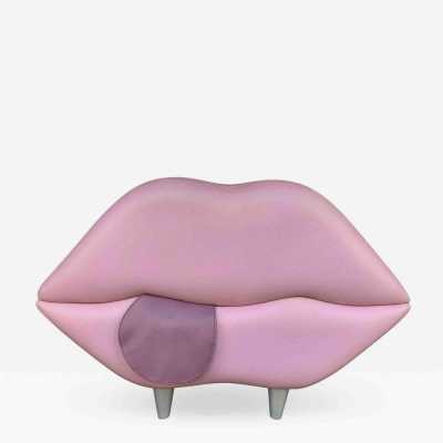 stool pouf mouth leather italy 1980 1990