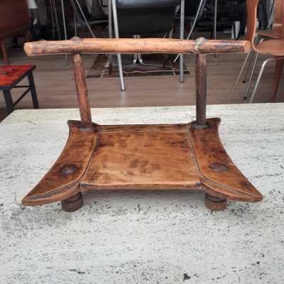 Dan traditional chair