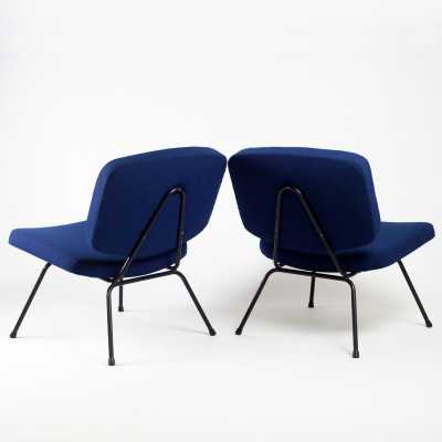Pair of CM 190 low chairs by Pierre Paulin