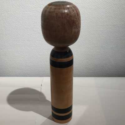 Large kokeshi signed by Hiro Yamatake - Japan