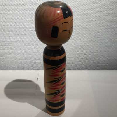 Large kokeshi signed by Hiro Yamatake - Japan