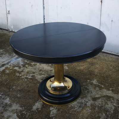Boat table 116 diameter