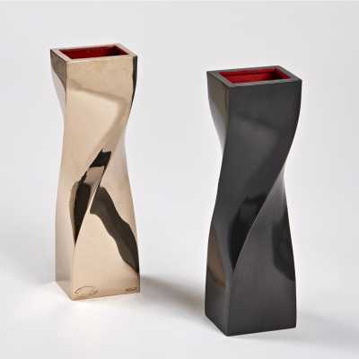 SPIRO VASE_Spiro vase_ © Anasthasia Millot
