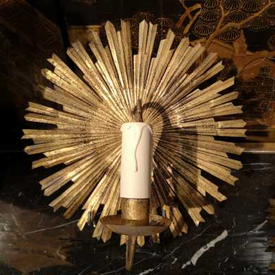 Radiant wall lights