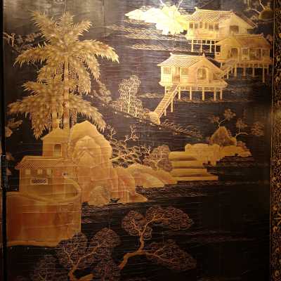 Chinese lacquer screen