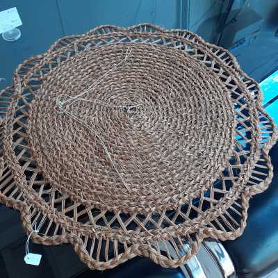 Braided bangle mirror