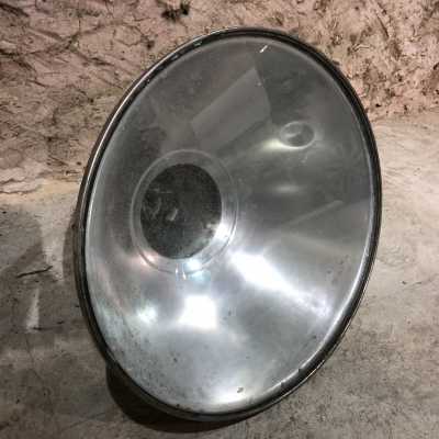 Polished aluminum spotlight