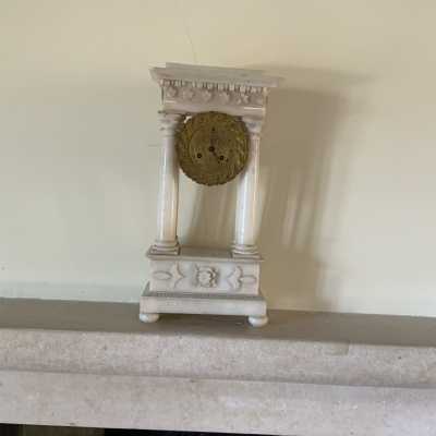 Portico clock in alabaster