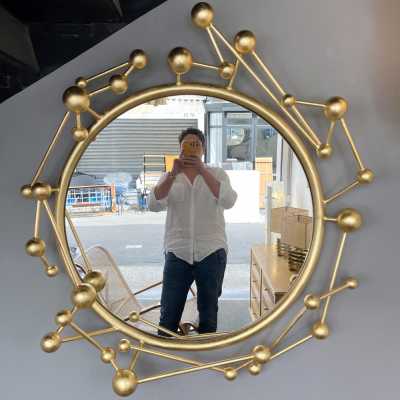 contemporary mirror atomo wrought iron gold leaf antonio cagianelli italy