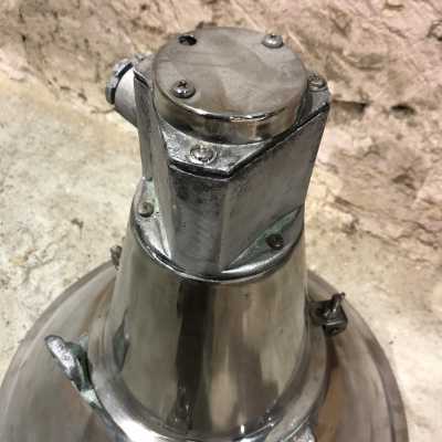 Industrial aluminum pendant light