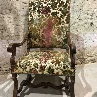 Fauteuil de style Louis XIV