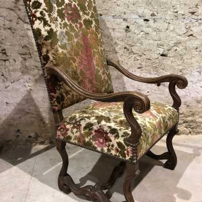 Fauteuil de style Louis XIV