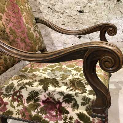 Fauteuil de style Louis XIV