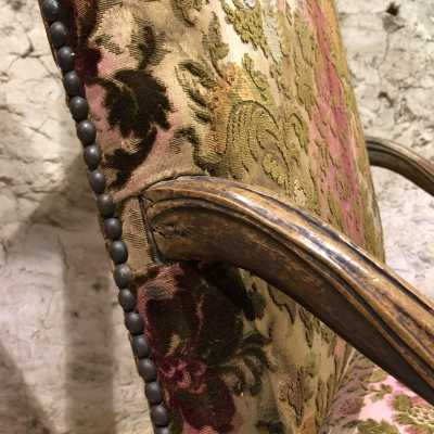 Fauteuil de style Louis XIV