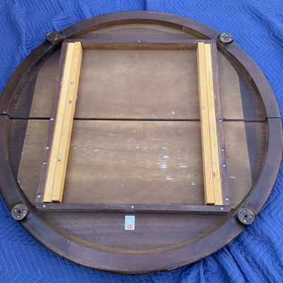 Scandinavian table
