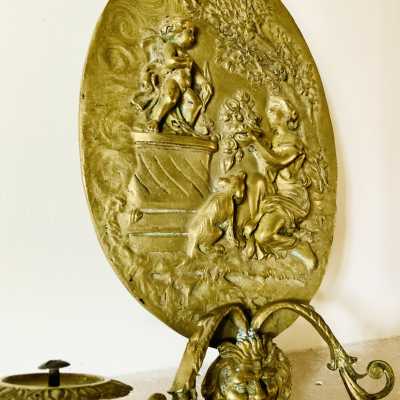 Oval bronze wall lamp "Bouquet to love"