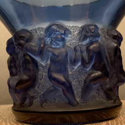 close up on putti body