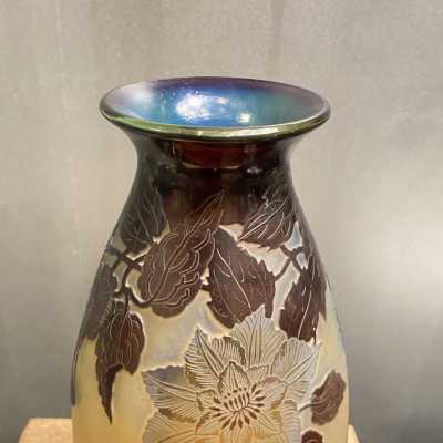 Gallé vase neck