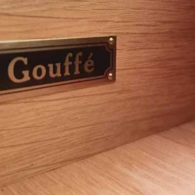 Maison Gouffé pedestal table