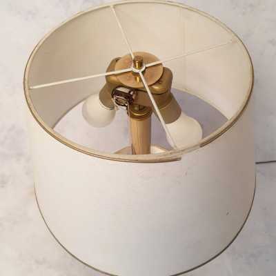 Romeo Rega lamp