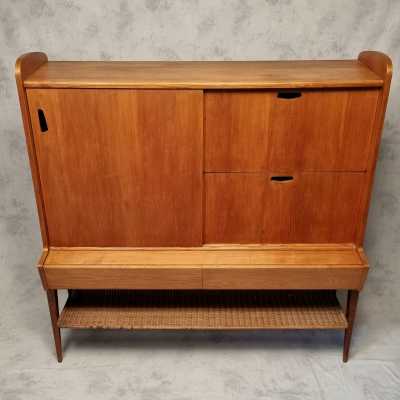 Dresser L. Paolozzi