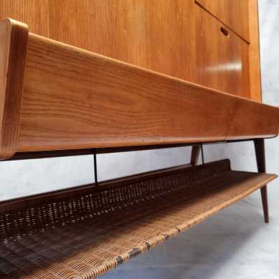 Dresser L. Paolozzi