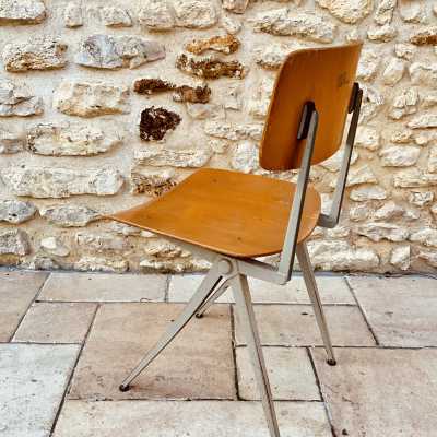 Metal compass chair