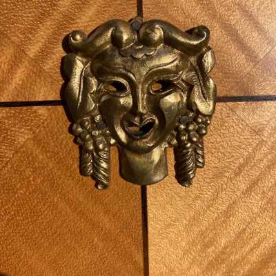 Art deco bar