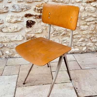 Metal compass chair