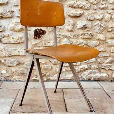 Metal compass chair