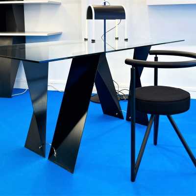 TEBONG desk_circa:1980 / Philippe Starck_chaise "Miss Dorn"_DISFORM_circa:1980
