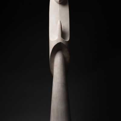 André BEZARD (1928-1995) Virgin in prayer - Plaster. Around 1970.