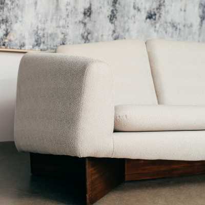 Monaco sofa detail by Pierre Guariche 1960