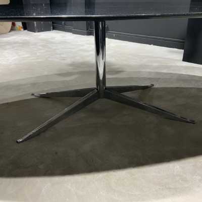 KNOLL
