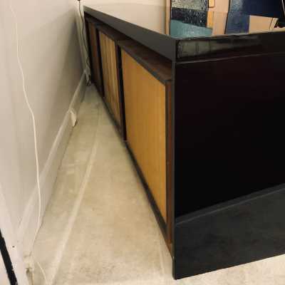 Storage cabinet