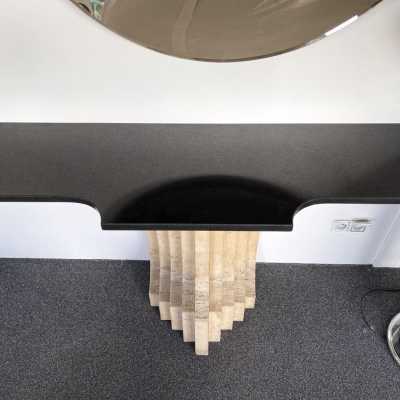 Pair of console tables in travertine and black marble by Catellan Italia. Italy 1970. the publisher of Carlo Scarpa. in the style of Gio Ponti, Gianfranco Frattini, Cassina, Osvaldo Borsani, Joe Colombo, Vico Magistretti, Luisa Parisi, Mario Bellini, Tito Agnoli, Afra Tobia Scarpa, Luciano Frigerio, Sporiti, Marco Zanuso, Giulio Moscatelli, Formanova, Renato Zevi, Romeo Rega, Maison Jansen, Willy Rizzo, Mario Sabot, Home and Garden Gallery, Dal Vera, Angelo Mangiarotti side tables coffee table
