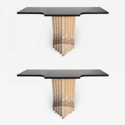 Pair of console tables in travertine and black marble by Catellan Italia. Italy 1970. the publisher of Carlo Scarpa. in the style of Gio Ponti, Gianfranco Frattini, Cassina, Osvaldo Borsani, Joe Colombo, Vico Magistretti, Luisa Parisi, Mario Bellini, Tito Agnoli, Afra Tobia Scarpa, Luciano Frigerio, Sporiti, Marco Zanuso, Giulio Moscatelli, Formanova, Renato Zevi, Romeo Rega, Maison Jansen, Willy Rizzo, Mario Sabot, Home and Garden Gallery, Dal Vera, Angelo Mangiarotti side tables coffee table