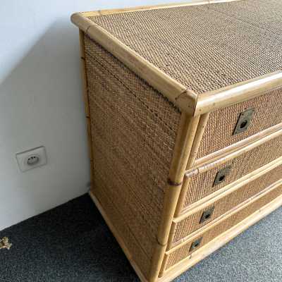 Bamboo and raffia chest of drawers with brass drawer handles by Dal Vera. Italy 1970. in the style of Renato Zevi, Romeo Rega, Maison Jansen, Willy Rizzo, Mario Sabot. console end table coffee table mid-century modern hollywood regency