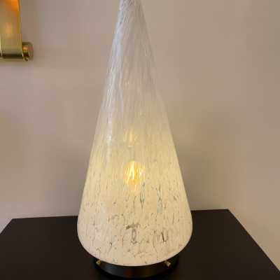Large cone lamp in speckled white Murano glass and brass by Esperia. Italy 1970 carlo aldo nason mazzega venini vistosi la murrina 1980 chrome metal